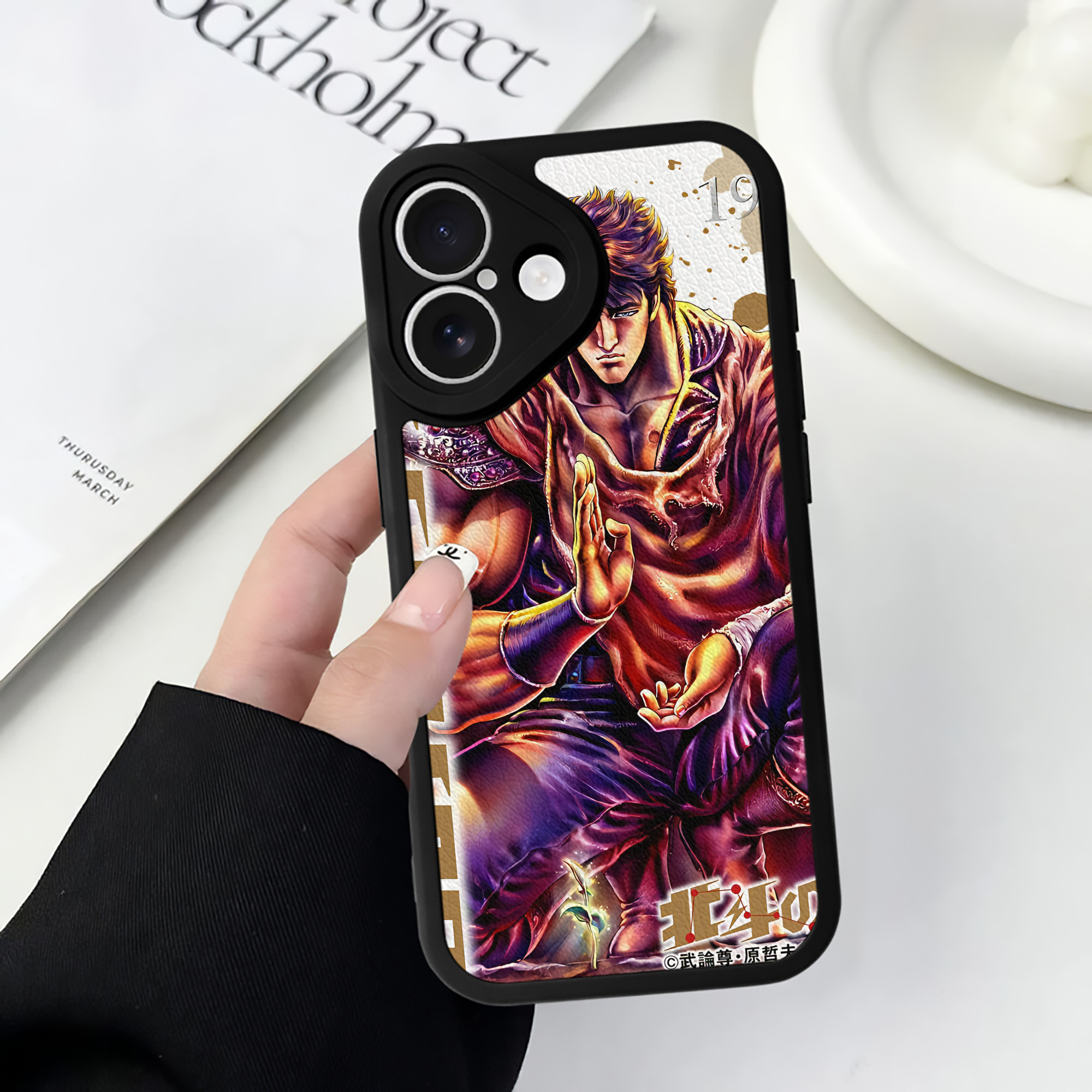 （画像用） 北斗の拳 Fist of the North Star 【iPhone 16シリーズ対応】シリコンスマホケース（レザー調） 材質：シリコン